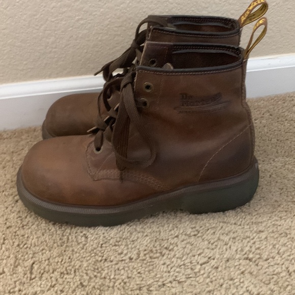 Dr.Martens Leather Boots Vintage Circa 1999 main image 7